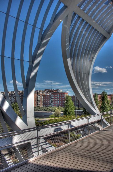 AX_06937_8_9Enhancer