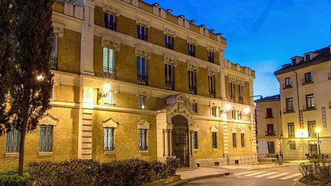 palacio de las alahjas.jpg