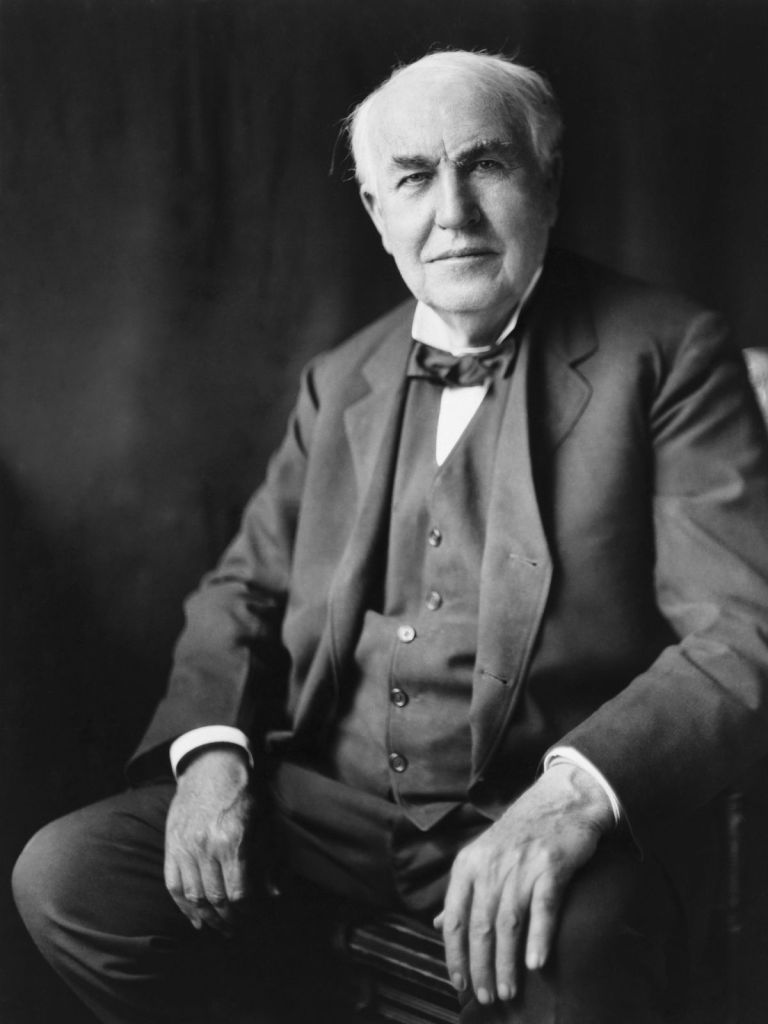 Thomas Alba Edison en 1922 en Washington DC. Foto realizada por BachRach. Edison fue el inventor del fonógrafo en 1877